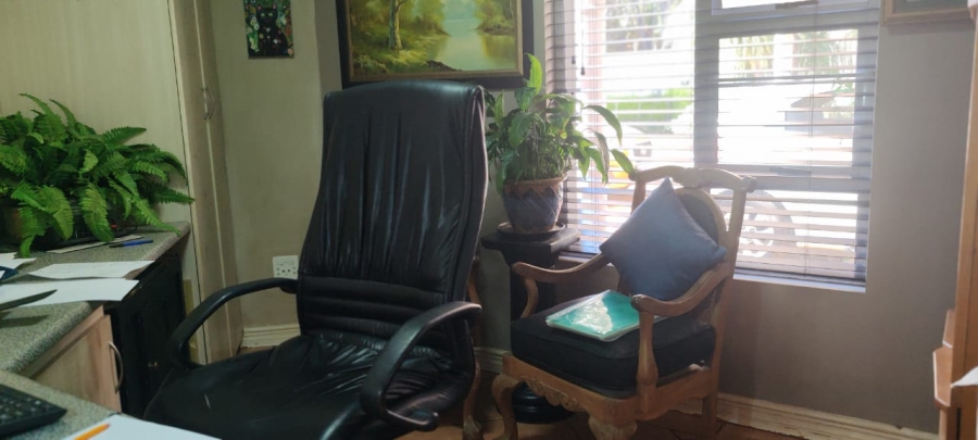 4 Bedroom Property for Sale in Melodie North West